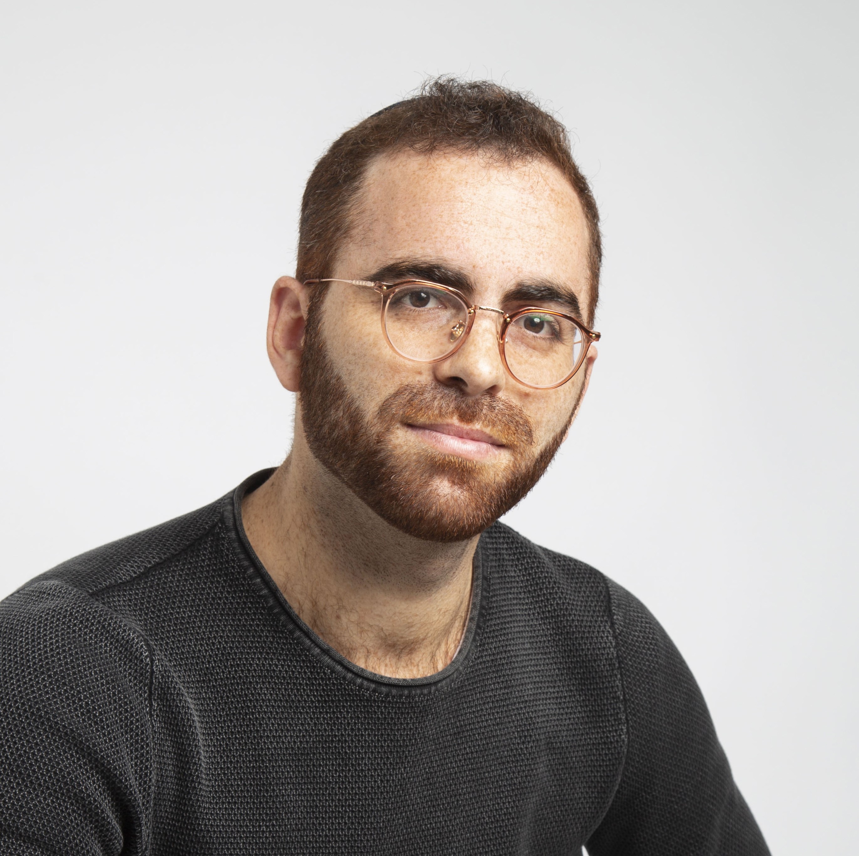 Menachem Saada headshot